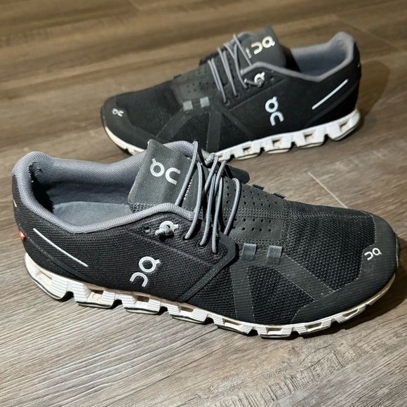 on cloud tennis shoes